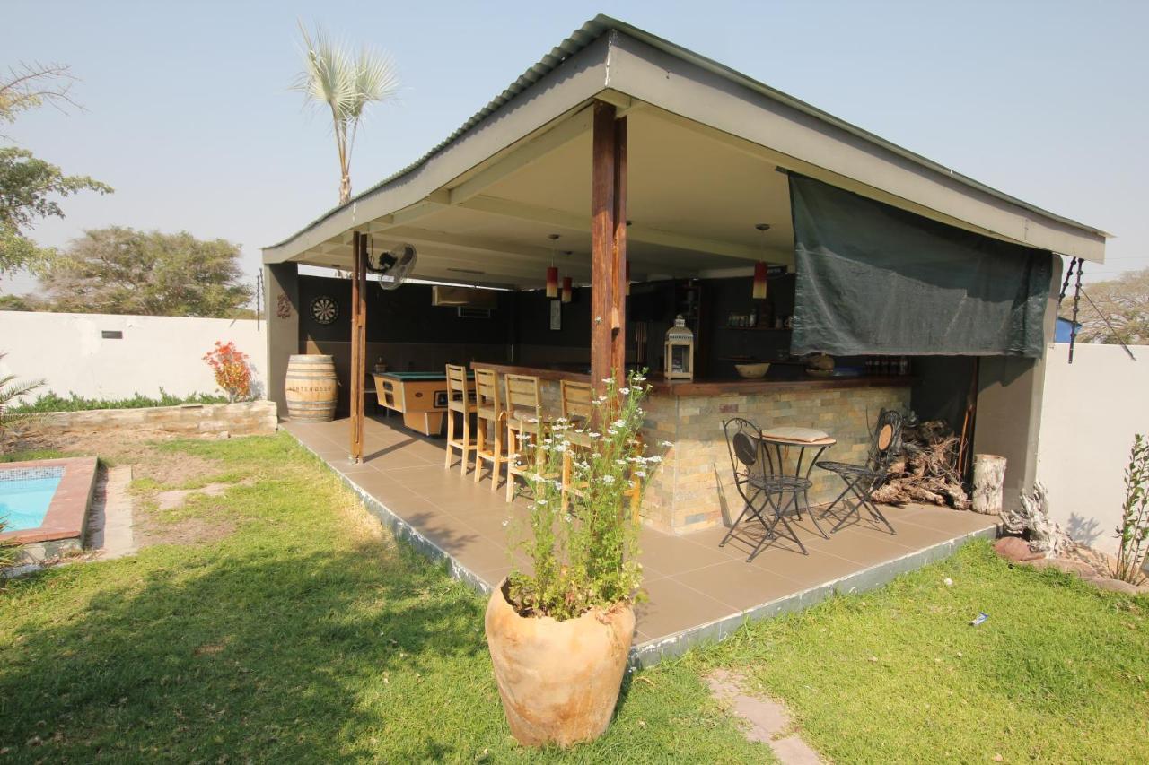 Villa Graf Ongwediva Bagian luar foto